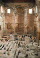 kirche_innen.jpg (27680 Byte)