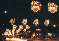 masken_mit_autos1.jpg (47730 Byte)