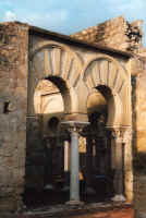 medina_azahara4.jpg (53344 Byte)