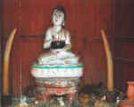 buddhafigur.jpg (31538 Byte)